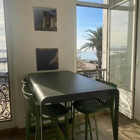 Apartment Melissa Yourhosthelper