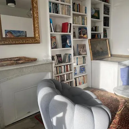 Apartment Melissa Yourhosthelper